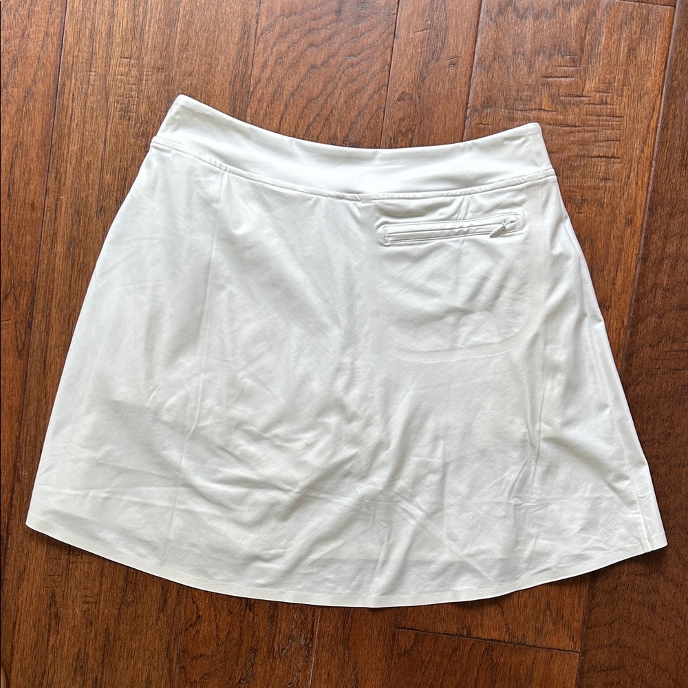 G/Fore Silky Tech A-Line Skort Snow White Size Small - Picture 9 of 10